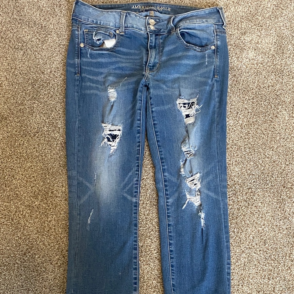 American Eagle Women's Ripped Blue Super Stretch Jeans